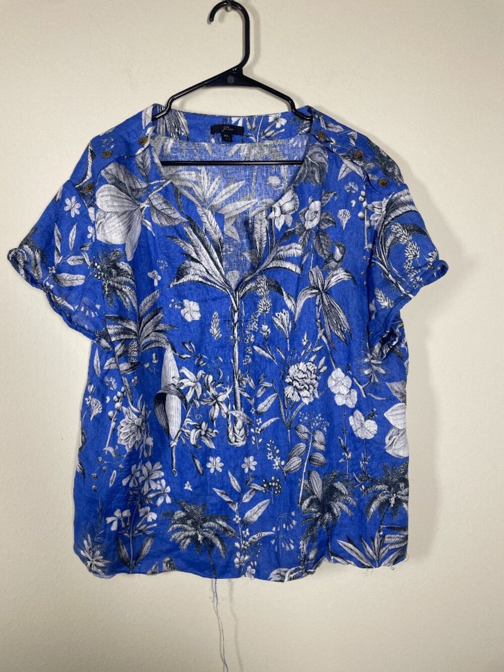 J Crew Women's XXL Blue White 100% Linen V-Neck Floral Blouse Raw Hem!